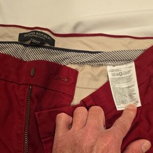 Banana Republic 33x32 Men's Bold Red Chinos